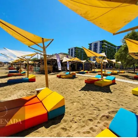 아파트 Azizi Beachfront & Langa Plaja Năvodari