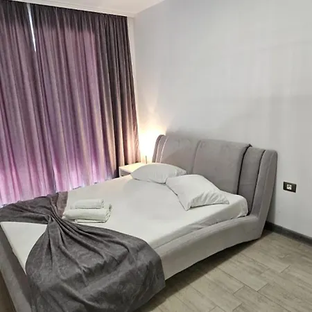 Azizi Beachfront & Langa Plaja 아파트