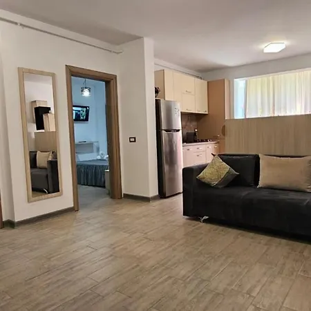 Azizi Beachfront & Langa Plaja * Năvodari